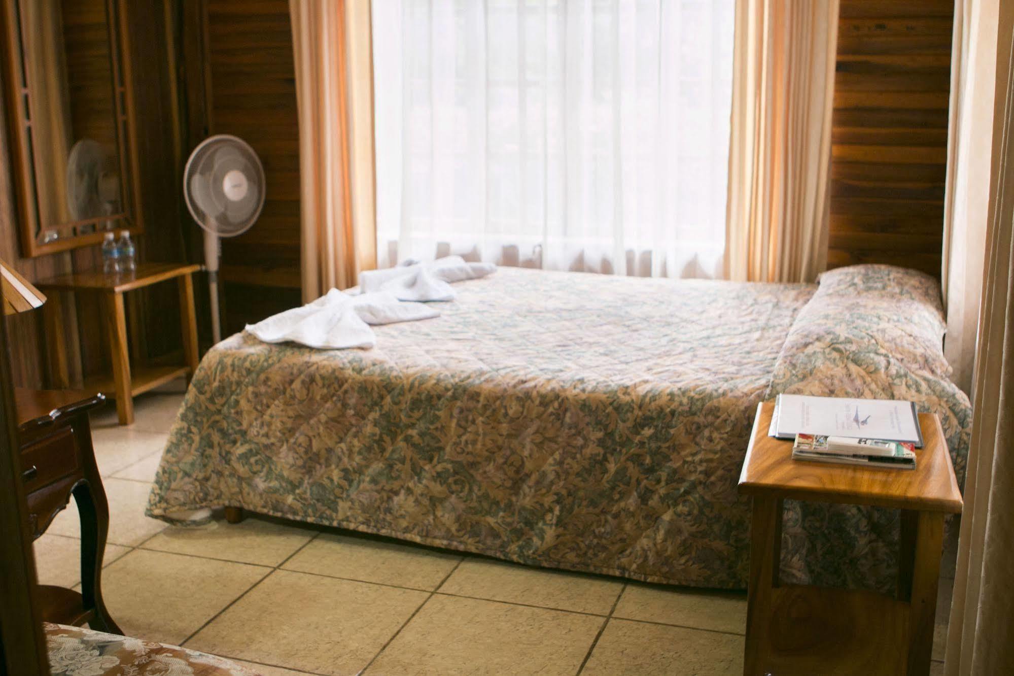 Santa Elena Lodge Cuajiniquil Εξωτερικό φωτογραφία